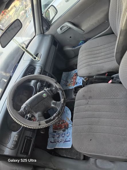 سكودا بيك اب 1998 - صورة 4