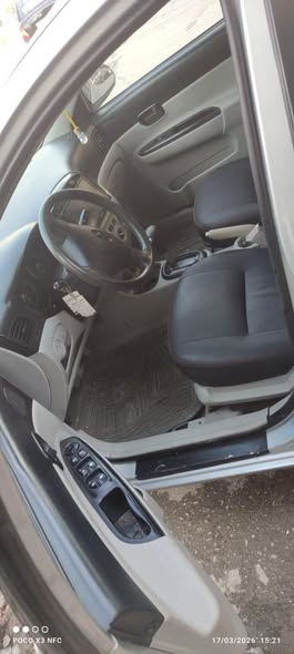 هيونداي فيرنا 2006 - صورة 5