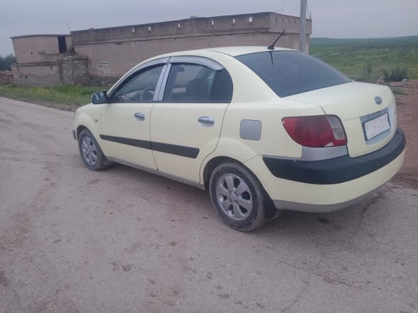 كيا ريو 2005 - صورة 1