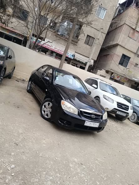 كيا سيراتو 2007 - صورة 2