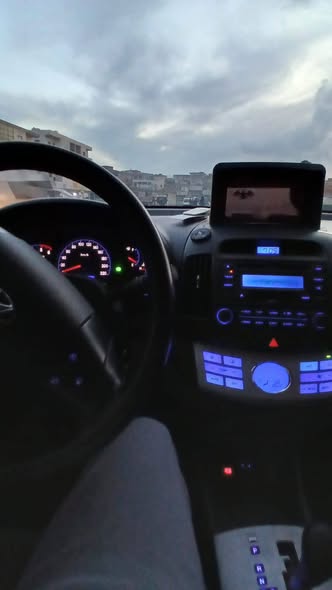 هيونداي افانتي 2008 - صورة 3