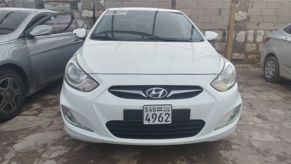 هيونداي أكسنت 2012 - صورة 4