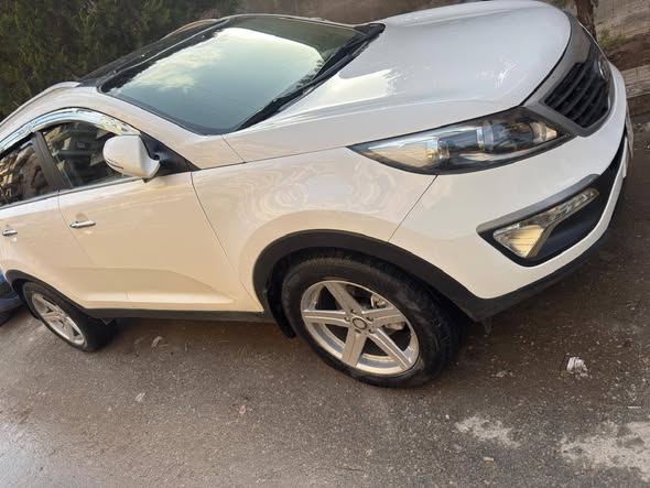 كيا سبورتاج 2012 - صورة 1