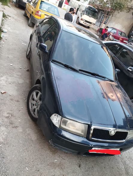 سكودا اوكتافيا 2002 - صورة 5