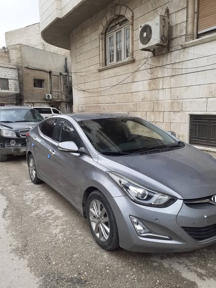 هيونداي أفانتي 2015 - صورة 1