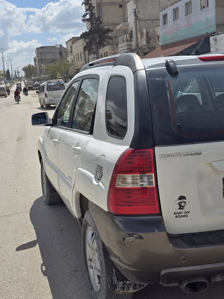 كيا سبورتاج 2005 - صورة 5