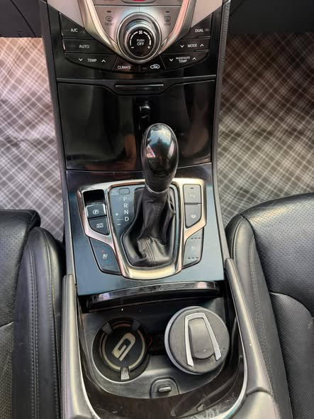 هونداي ازيرا 2012 - صورة 2