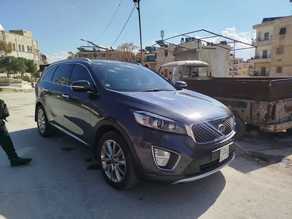 كيا سورينتو 2015 - صورة 4