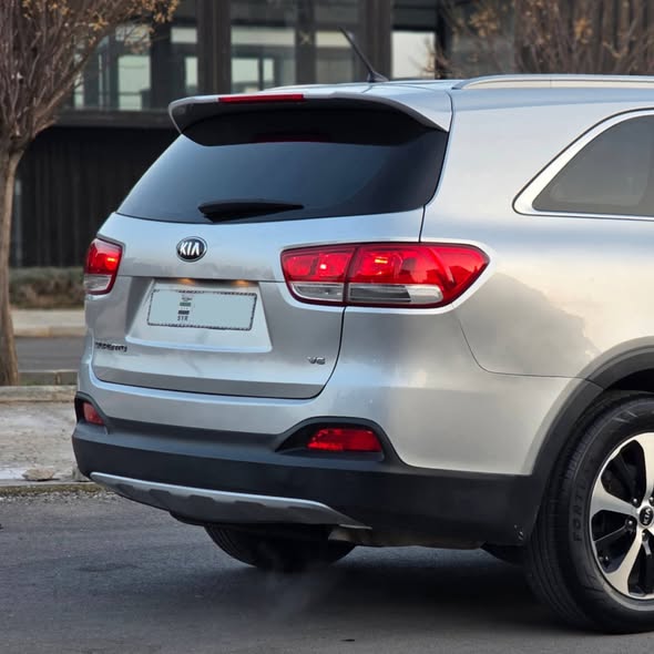 كيا سورينتو 2017 - صورة 3