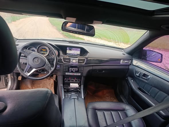 مرسيدس E220 2016 - صورة 4