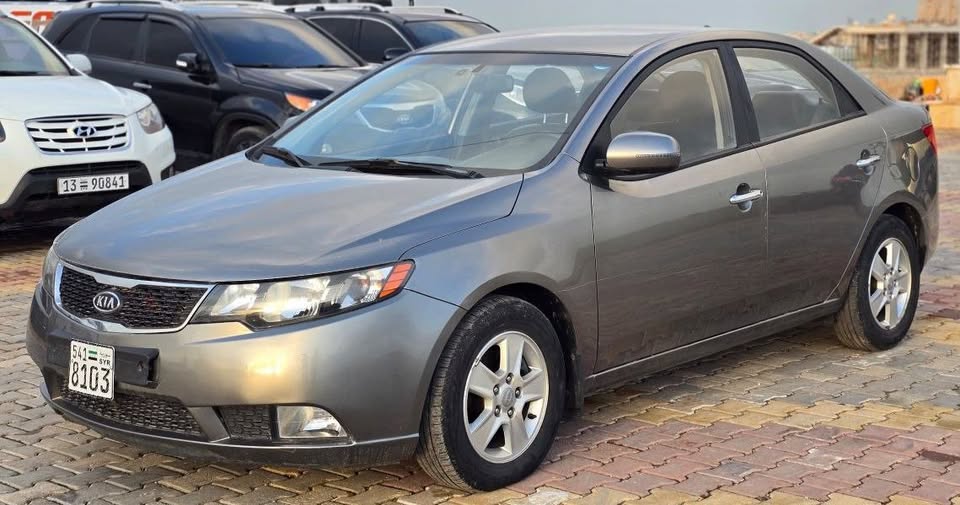 كيا فورتي 2012