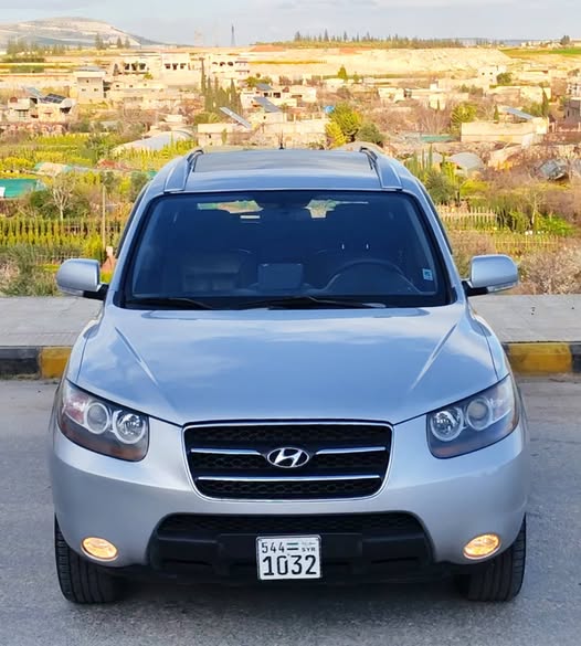 هونداي سنتافيه 2009 - صورة 3