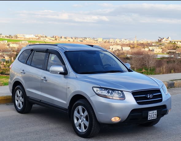 هونداي سنتافيه 2009 - صورة 4