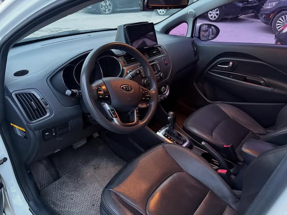 كيا ريو 2012 - صورة 5