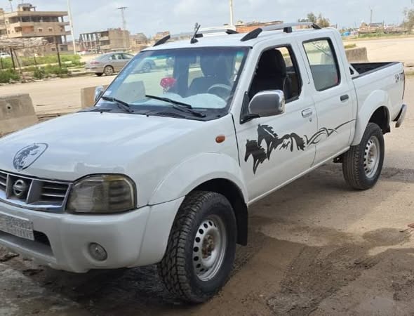 نيسان بيك أب 2000 - صورة 4