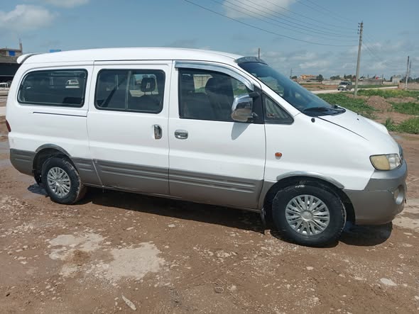 هيونداي اتش 1 2003 - صورة 4