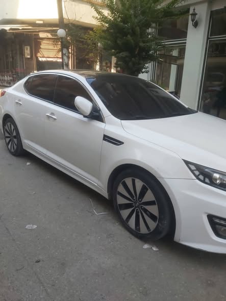 كيا اوبتيما 2011 - صورة 3