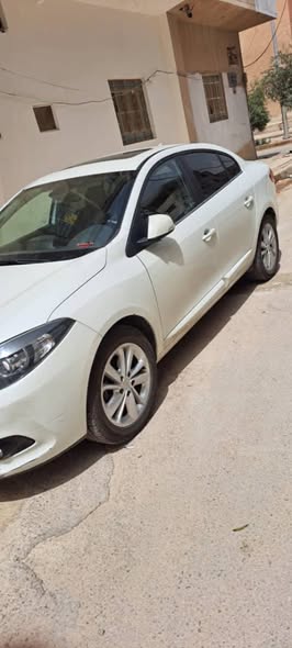 سامسونغ SM3 2013 - صورة 2