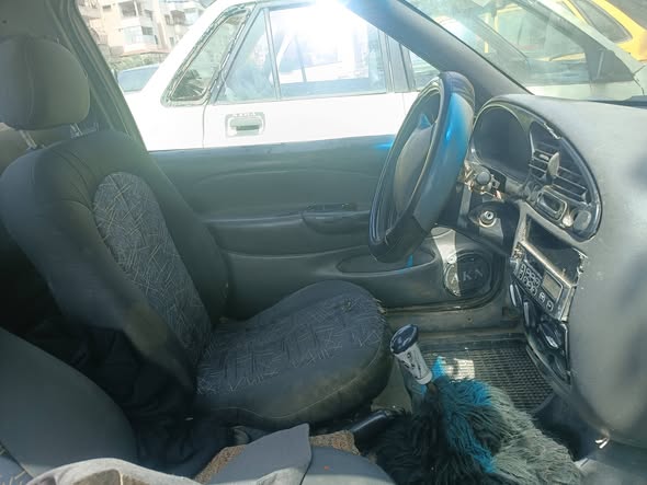 فورد كوريير 2006 - صورة 4