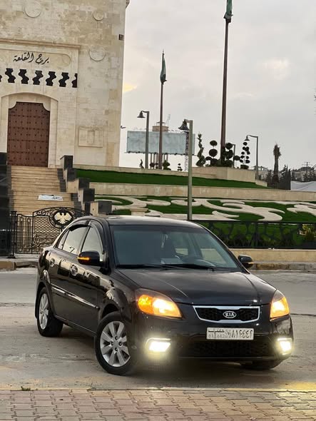 كيا ريو 2011 - صورة 1