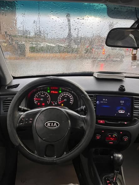 كيا ريو 2011 - صورة 2