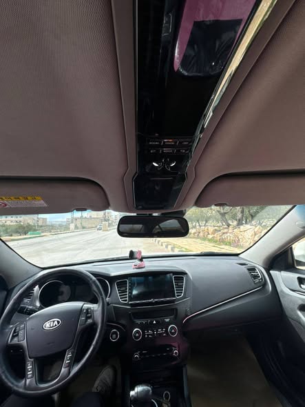 كيا كي 7 2012 - صورة 4