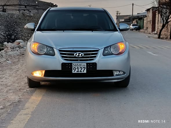 هيونداي افانتي 2010 - صورة 3