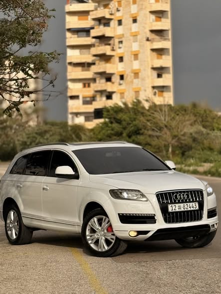 أودي Q7 2012 - صورة 4