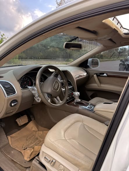 أودي Q7 2012 - صورة 5