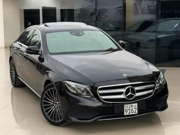 مرسيدس E300 2018 - صورة 3