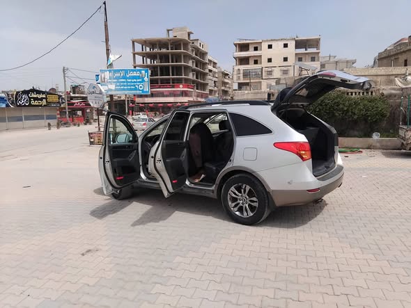 هيونداي فيراكروز 2011 - صورة 5