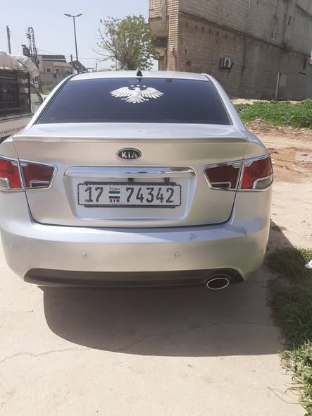 كيا فورتي 2009 - صورة 4