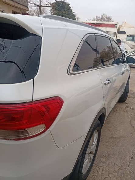 كيا سرينتو 2017 - صورة 3