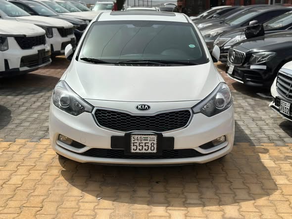 كيا K3 2014 - صورة 1