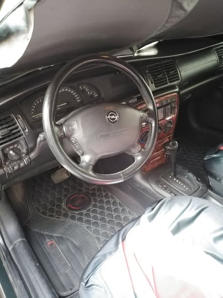 أوبل فيكترا 1998 - صورة 2