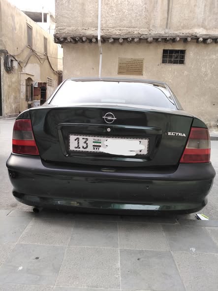 أوبل فيكترا 1998 - صورة 5