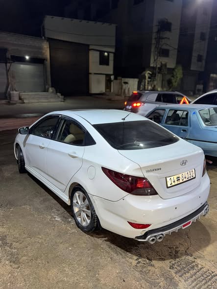 هيونداي أكسنت 2011 - صورة 3