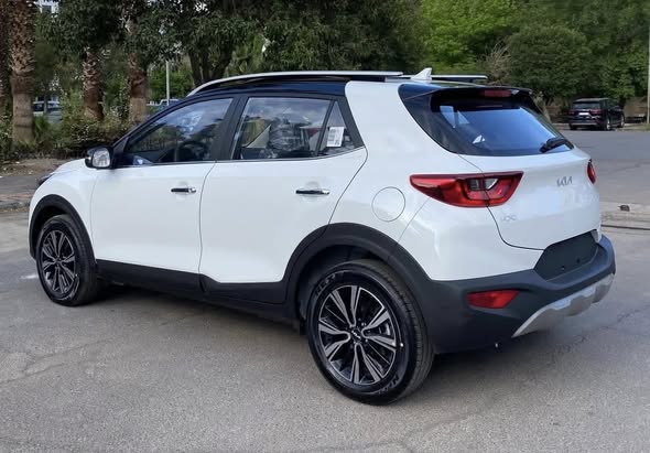 كيا ستونيك 2025 - صورة 2