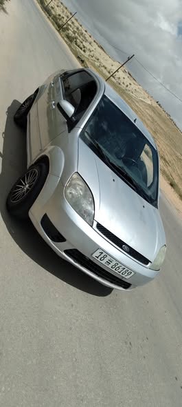 فورد فيستا 2006 - صورة 4