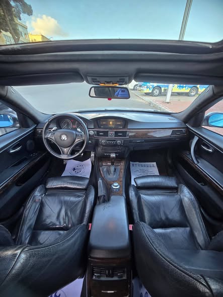 بي إم دبليو 330i 2008 - صورة 5