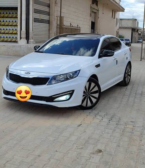 كيا K5 2011 - صورة 1