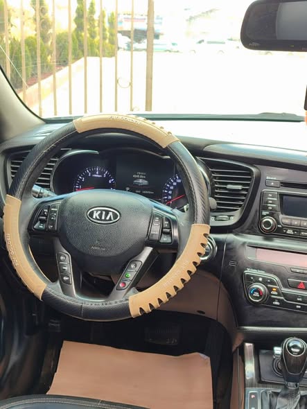 كيا K5 2011 - صورة 4