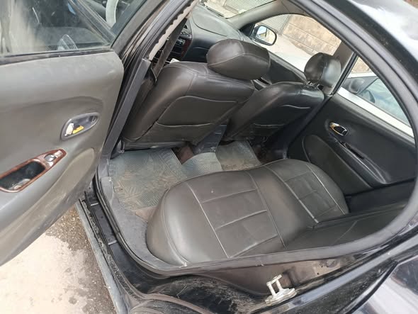 دايو لوغانزا 2000 - صورة 4