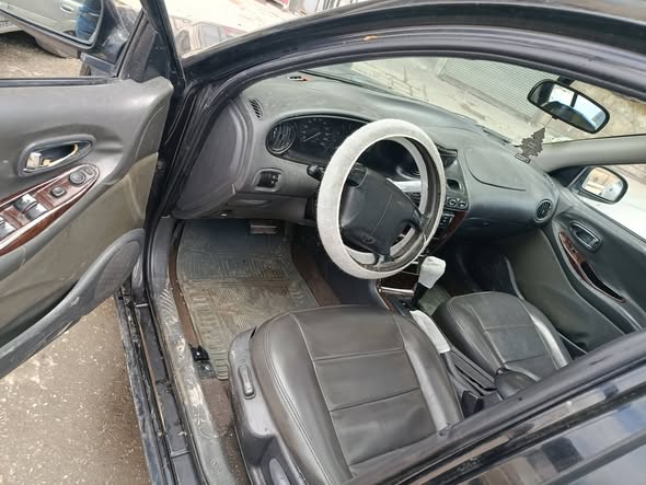 دايو لوغانزا 2000 - صورة 5