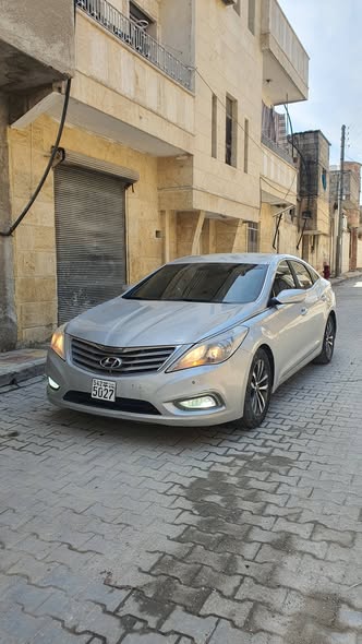 هيونداي أزيرا 2011 - صورة 2