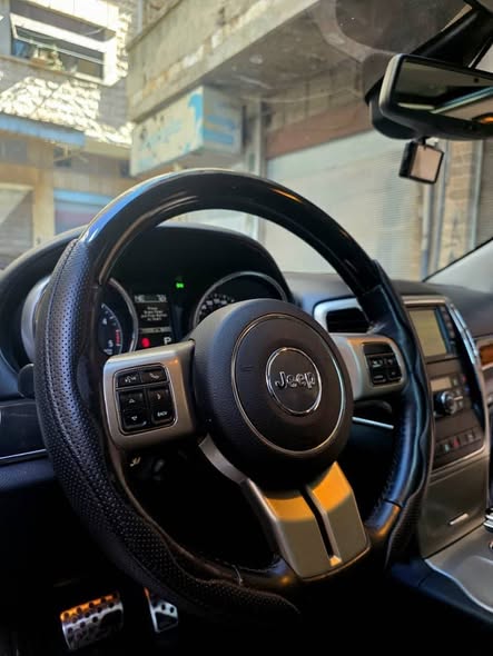 جيب شيروكي 2013 - صورة 5