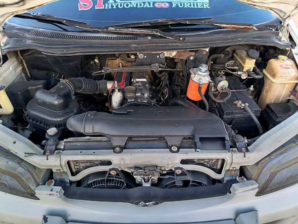 هيونداي H-1 1999 - صورة 2