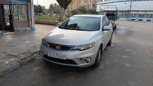 كيا فورتي 2009 - صورة 1