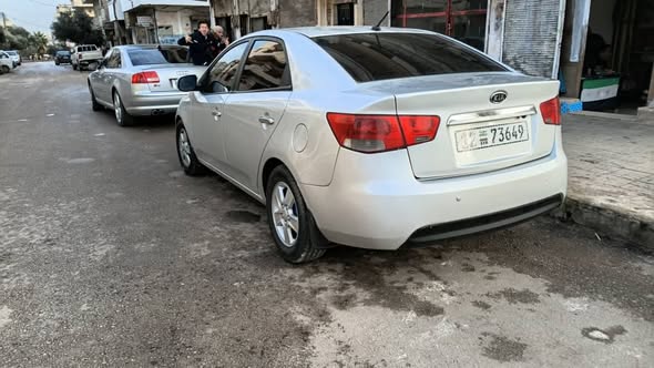 كيا فورتي 2009 - صورة 3