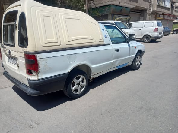 سكودا بيك أب 1996 - صورة 4